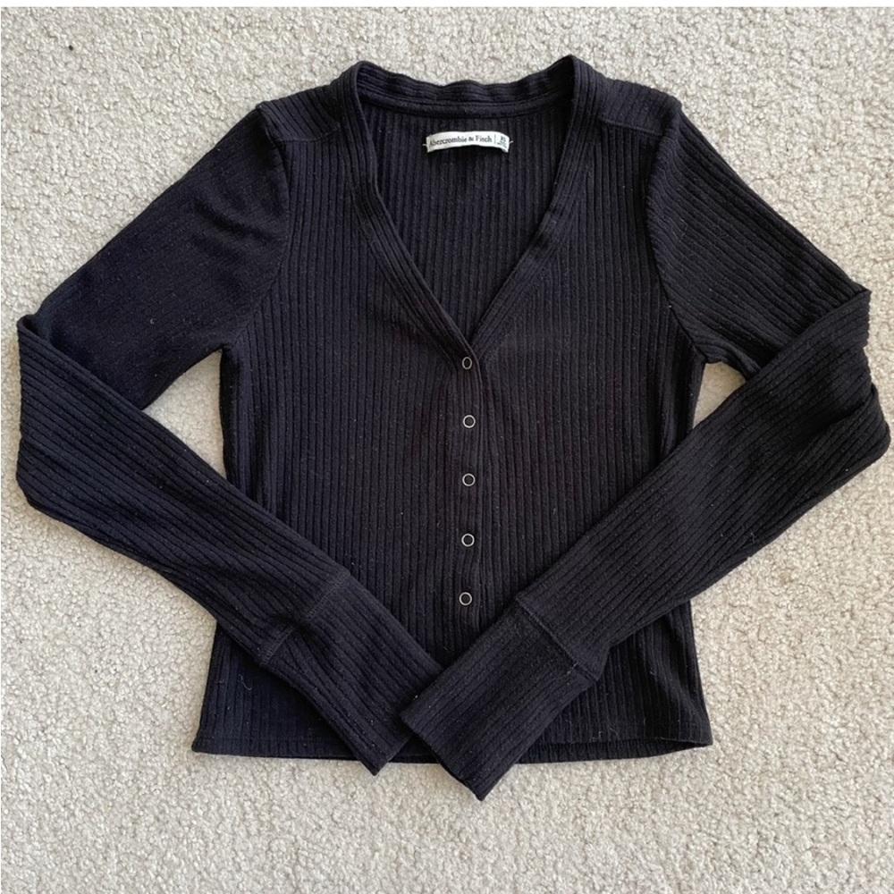 Abercrombie long sleeve ribbed Henley